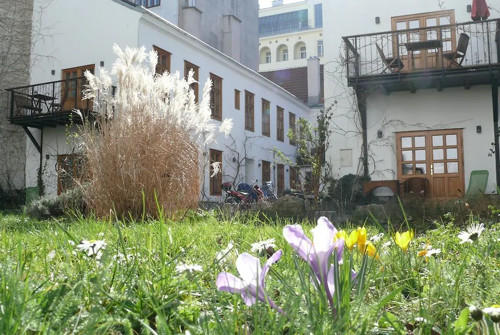 ***  Schreiners Essen Und Wohnen Hotel Wien Østrig